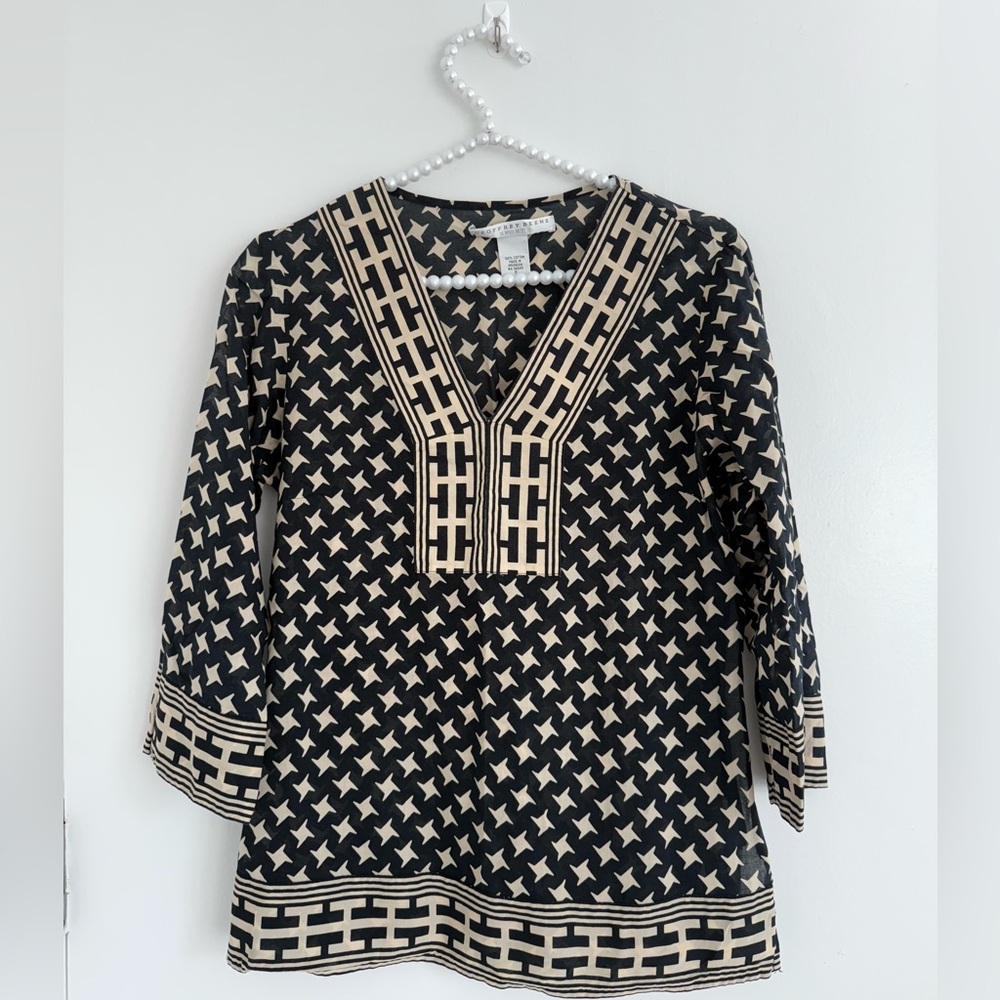 Geoffrey Beene blue and cream Patterned Blouse